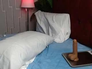 Freechat kemy247 on CamSoda