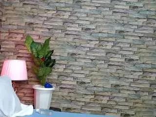 Freechat kemy247 on CamSoda