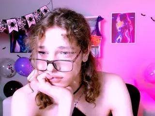 kevi-sunn — slap my ass x7 [555 tokens remaining]