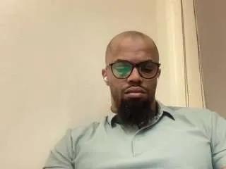 Freechat kingtgc on CamSoda