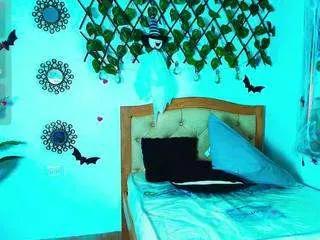 kinkysweett on CamSoda