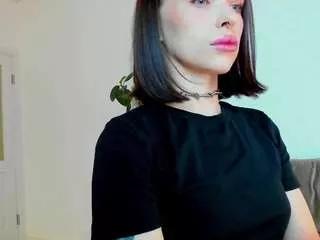 Offline kossiee on CamSoda