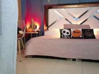 lady-brownn — @goal:  Sophisticated lookdangerously flirty moodPVT ONnew pics [1111 tokens remaining]