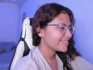 Offline lady-brownnnn on CamSoda