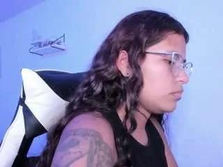 Offline lady-brownnnn on CamSoda