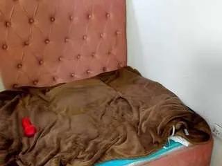 Freechat lala-clark on CamSoda