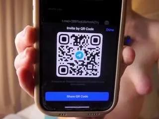 Offline larrainehawman on CamSoda