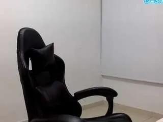 Offline laura-d on CamSoda