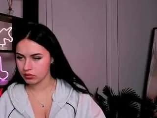 Offline laura-sween on CamSoda