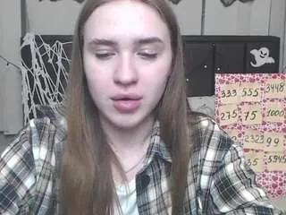 Freechat laurahlot on CamSoda