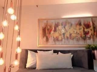 Freechat liizcooper on CamSoda