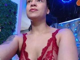 Freechat lila-gummy on CamSoda