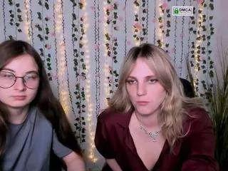Freechat lilith-diva on CamSoda