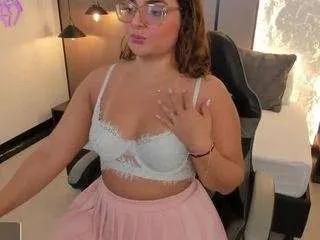 Offline lilly-ass on CamSoda