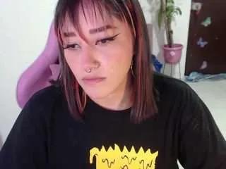 Offline littleangel-m on CamSoda