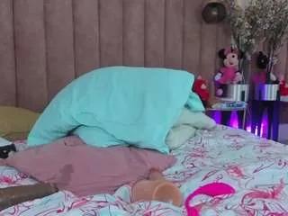 Offline lizzyolsen on CamSoda