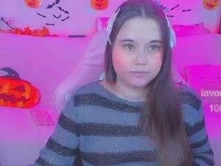Offline lolisuccub on CamSoda