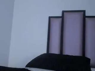 Offline lucy-23 on CamSoda