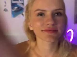 Offline lxsundollyxl on CamSoda