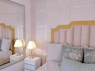 Freechat maddieparker on CamSoda