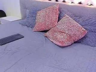 Freechat madelanecoote on CamSoda