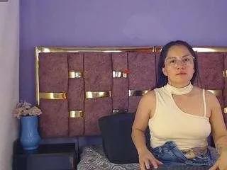 CamSoda marawesley is Freechat marawesley — MaraWesley Public Chat Channel