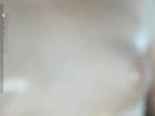 melaniaweisenburger — Take off my skirt [230 tokens remaining]