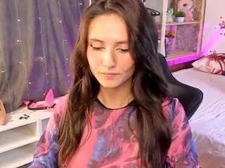 Freechat michelmomsen on CamSoda