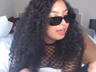 Offline mmmmmmlia on CamSoda