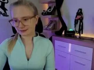 Offline nancystar on CamSoda