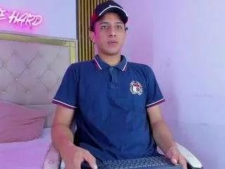 Offline naturo-sex on CamSoda