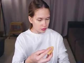 nerissamcinroy — make my top smaller [40 tokens remaining]