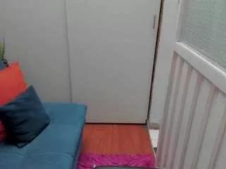 Offline penelope47 on CamSoda