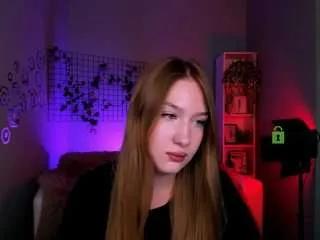 Offline playful-sophie on CamSoda