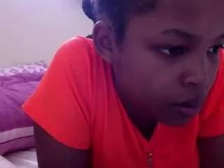 Offline queen-sasha on CamSoda