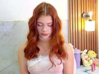 rossi-purple on CamSoda 