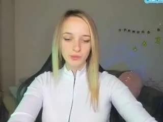 CamSoda rousereedd is Freechat rousereedd — lets go play