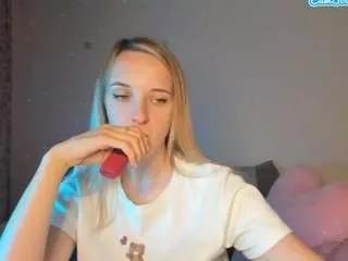 Offline rousereedd on CamSoda