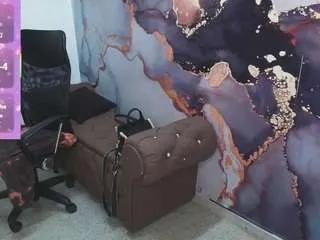 Freechat rubyhot277 on CamSoda