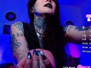 Offline saint-sinner on CamSoda