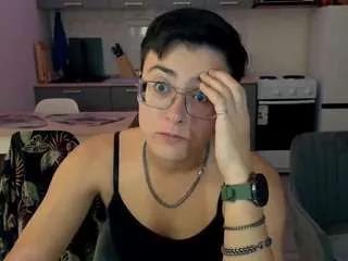 Offline sandraevans on CamSoda