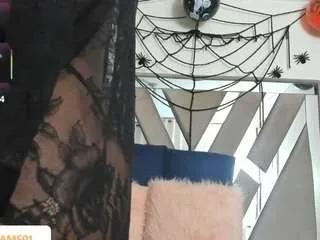 sara-williams1 — MASTURBATE PUSSY [300 tokens remaining]