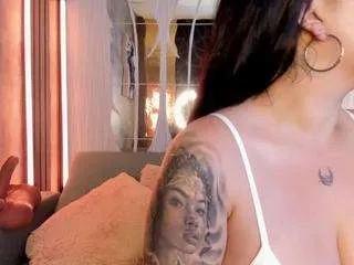 Offline sarawolff on CamSoda