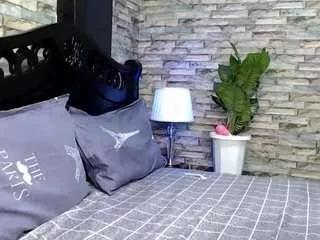 Private sexy-alma on CamSoda