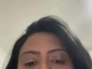 Offline sexygodess1 on CamSoda