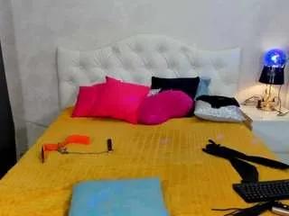 Offline shana-powers on CamSoda