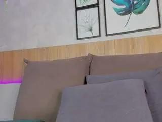 Offline sofiaa-gonzales on CamSoda