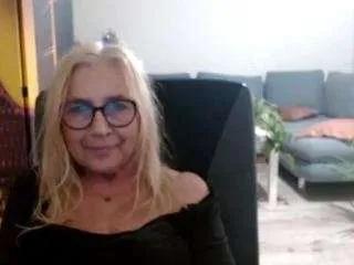 Freechat sofiadream on CamSoda