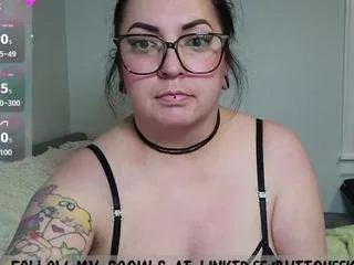 Offline sqwertybabe on CamSoda