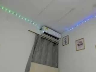 Offline stephanycifuentes on CamSoda